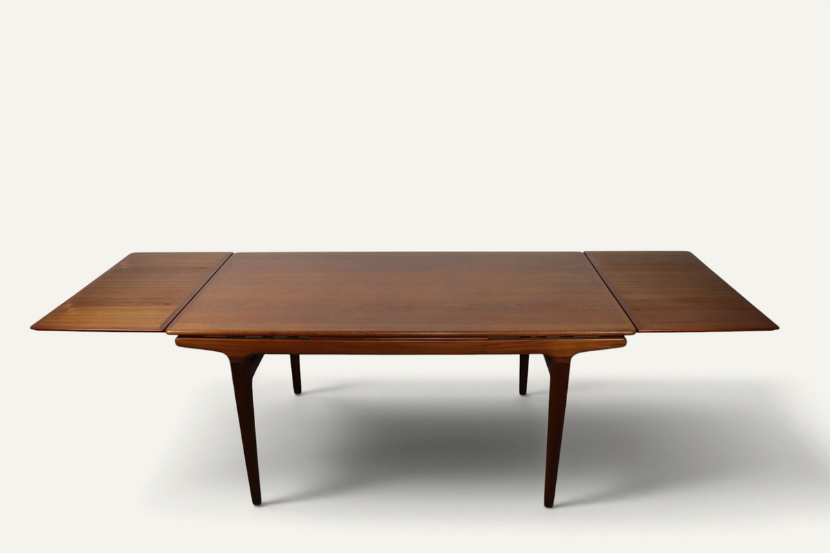 Table de repas scandinave extensible de Johannes Andersen en teck - 1960