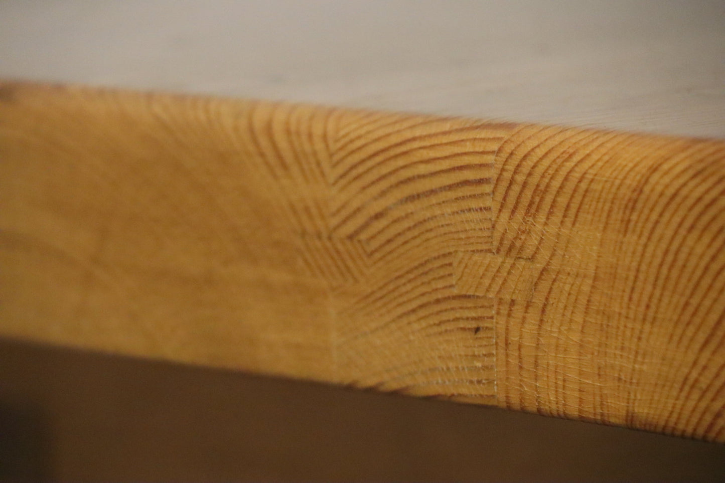 Table René Martin en pin massif moderniste, 1960