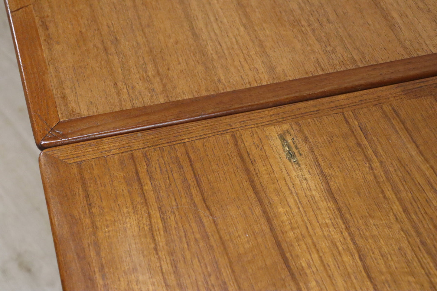 Table de repas extensible scandinave danoise en teck, 1960