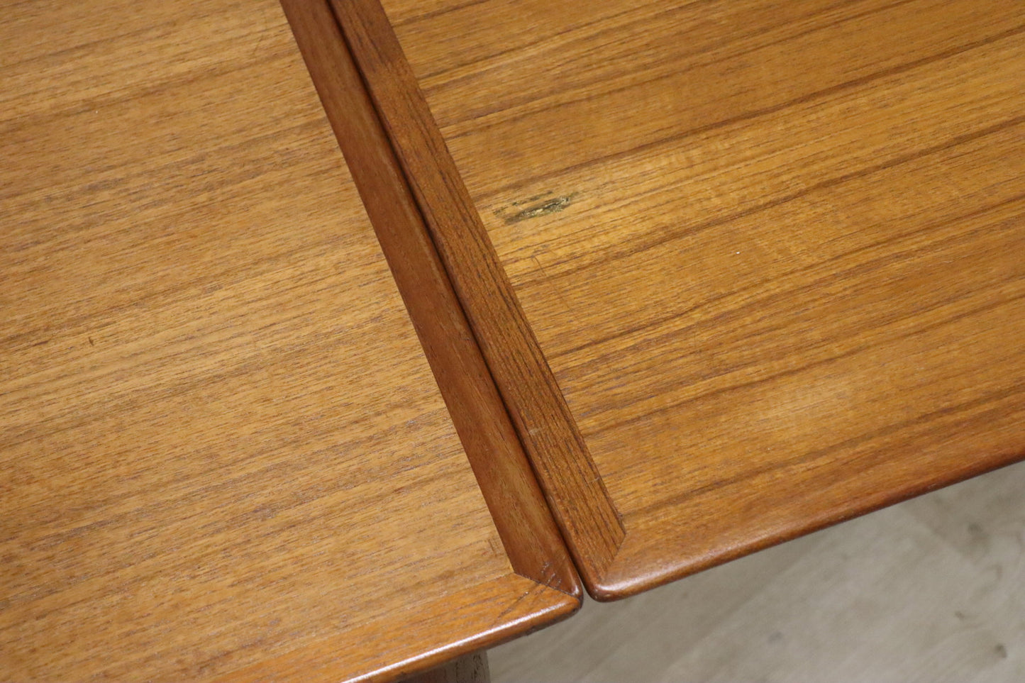 Table de repas extensible scandinave danoise en teck, 1960