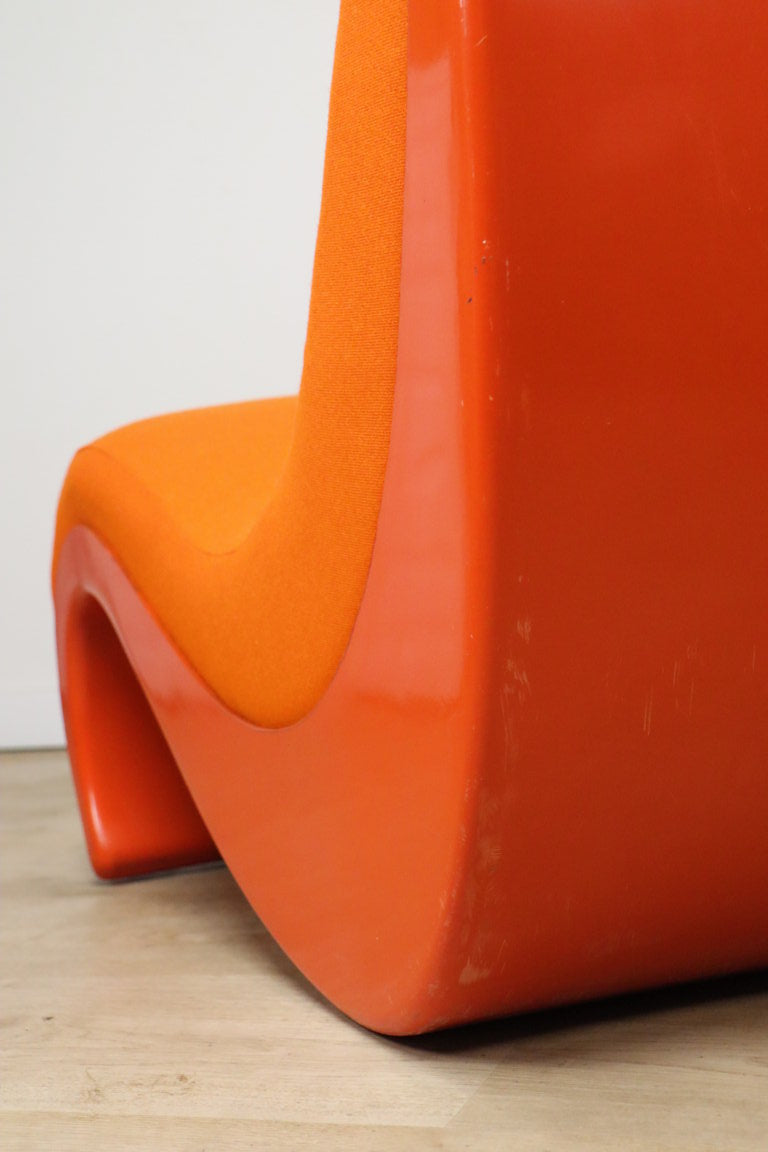 Chauffeuse vintage organique en tissu orange et fibre, 1970