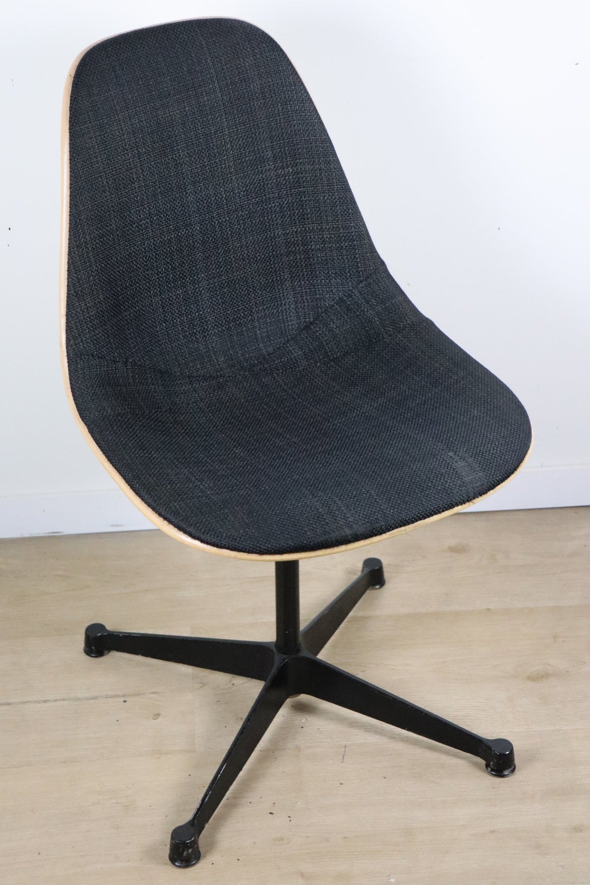 Chaise Eames Herman Miller - Fibre de verre pivotante réglable – 1960