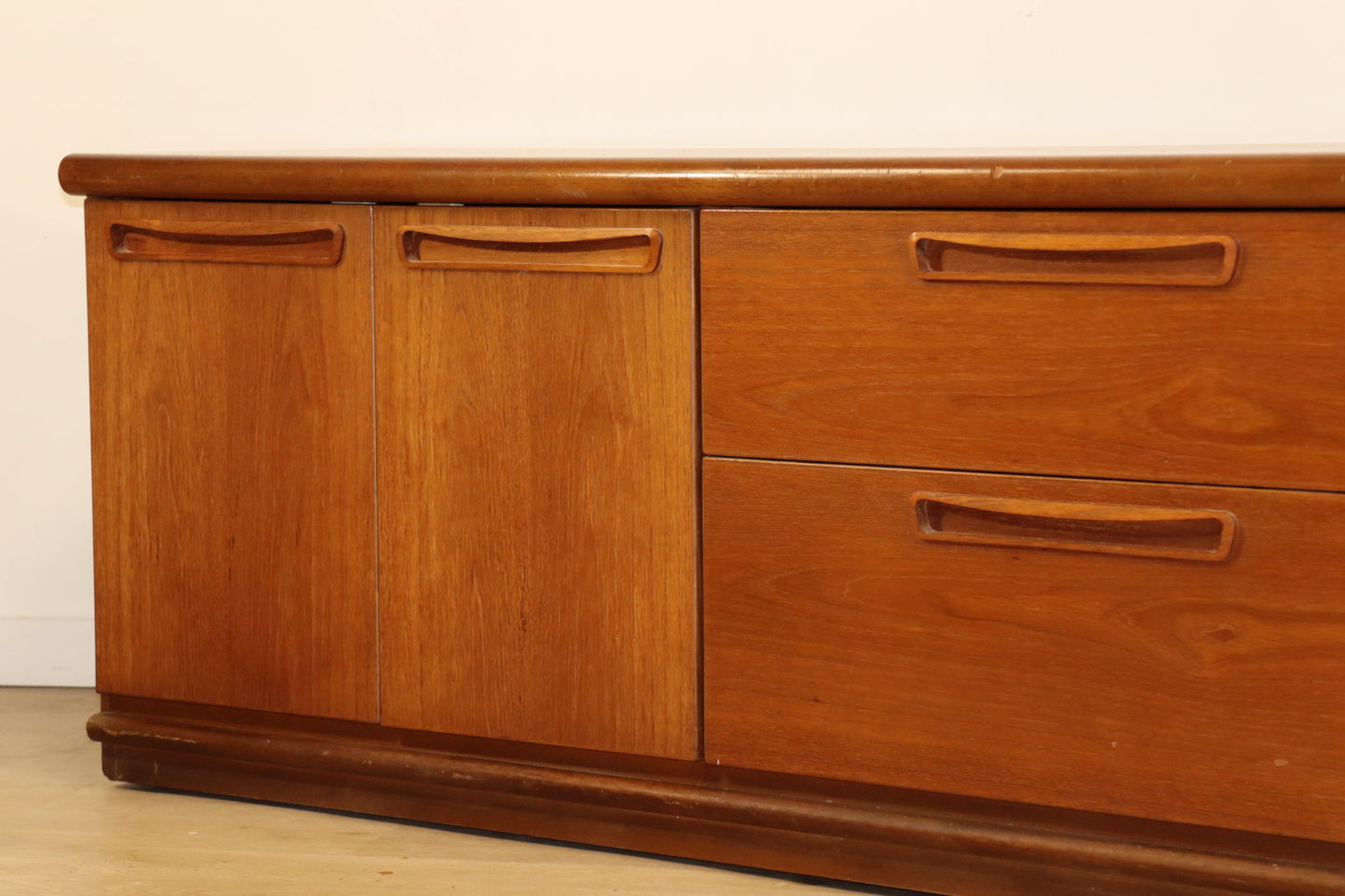 Enfilade basse Meredew en teck, 1960