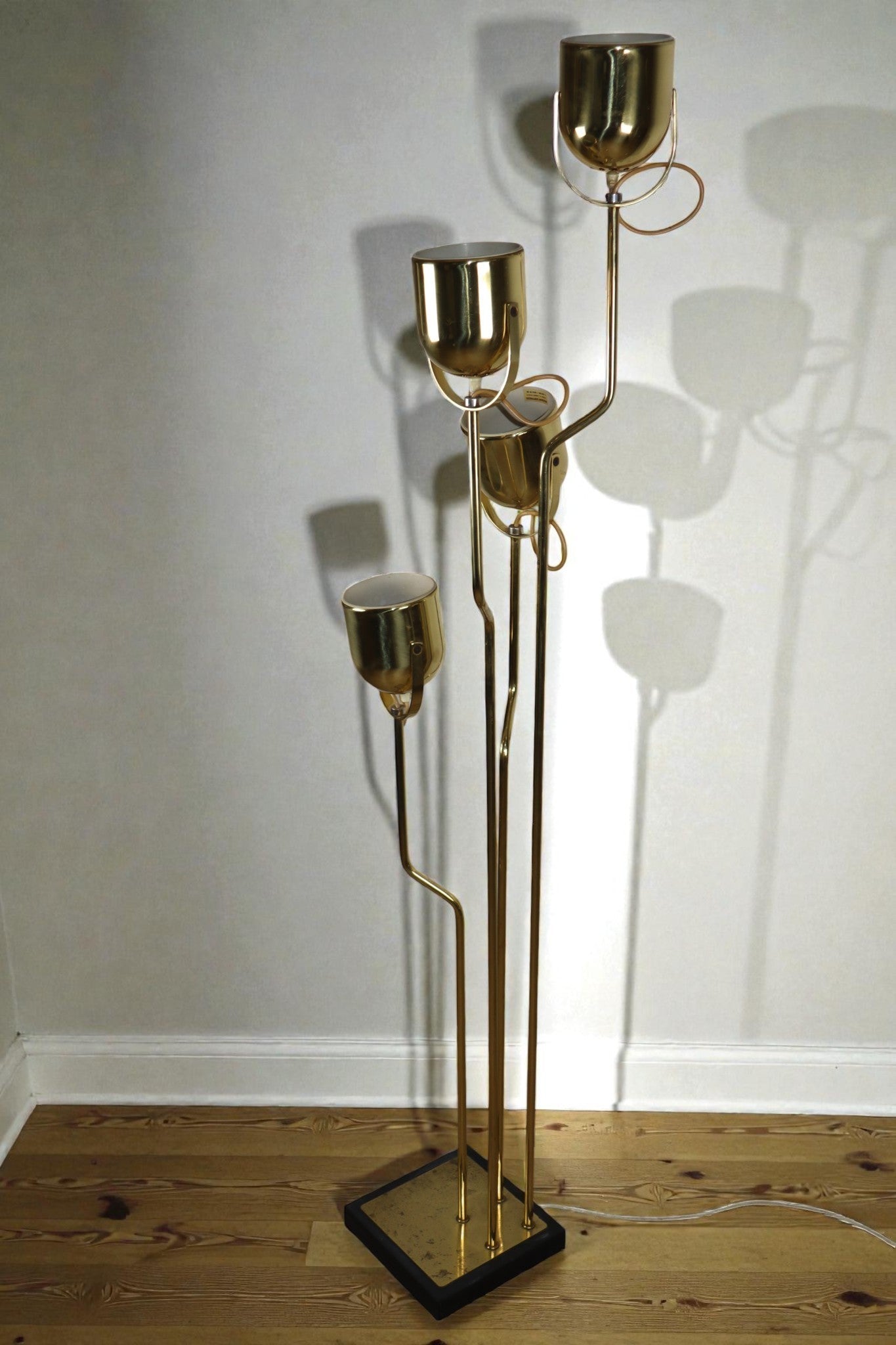 Lampadaire vintage Goffredo Reggiani en métal doré - Années 70