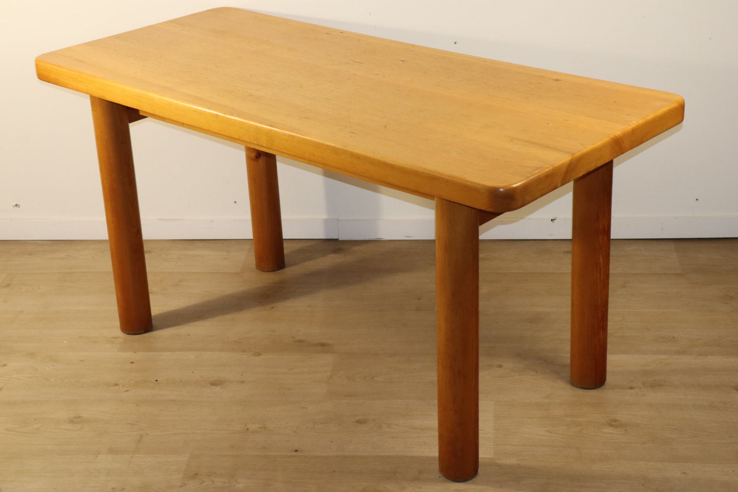 Table René Martin en pin massif moderniste, 1960