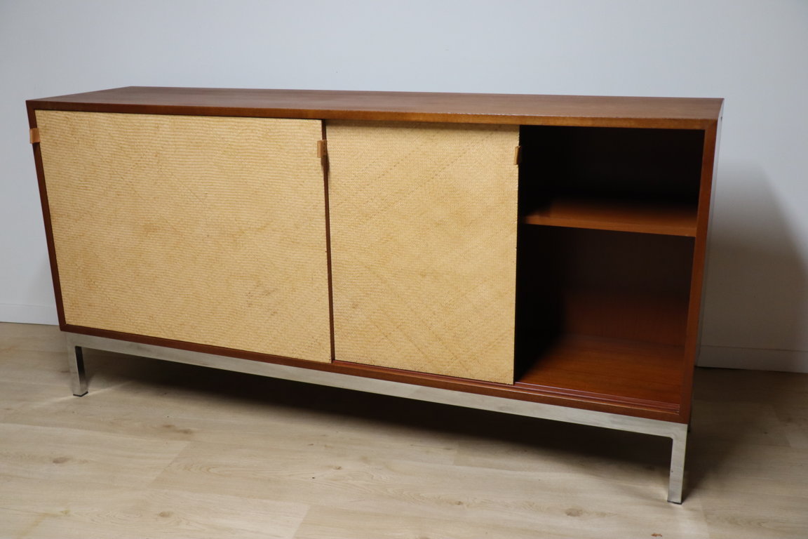 Enfilade vintage par Florence Knoll en acajou et raphia, 1970