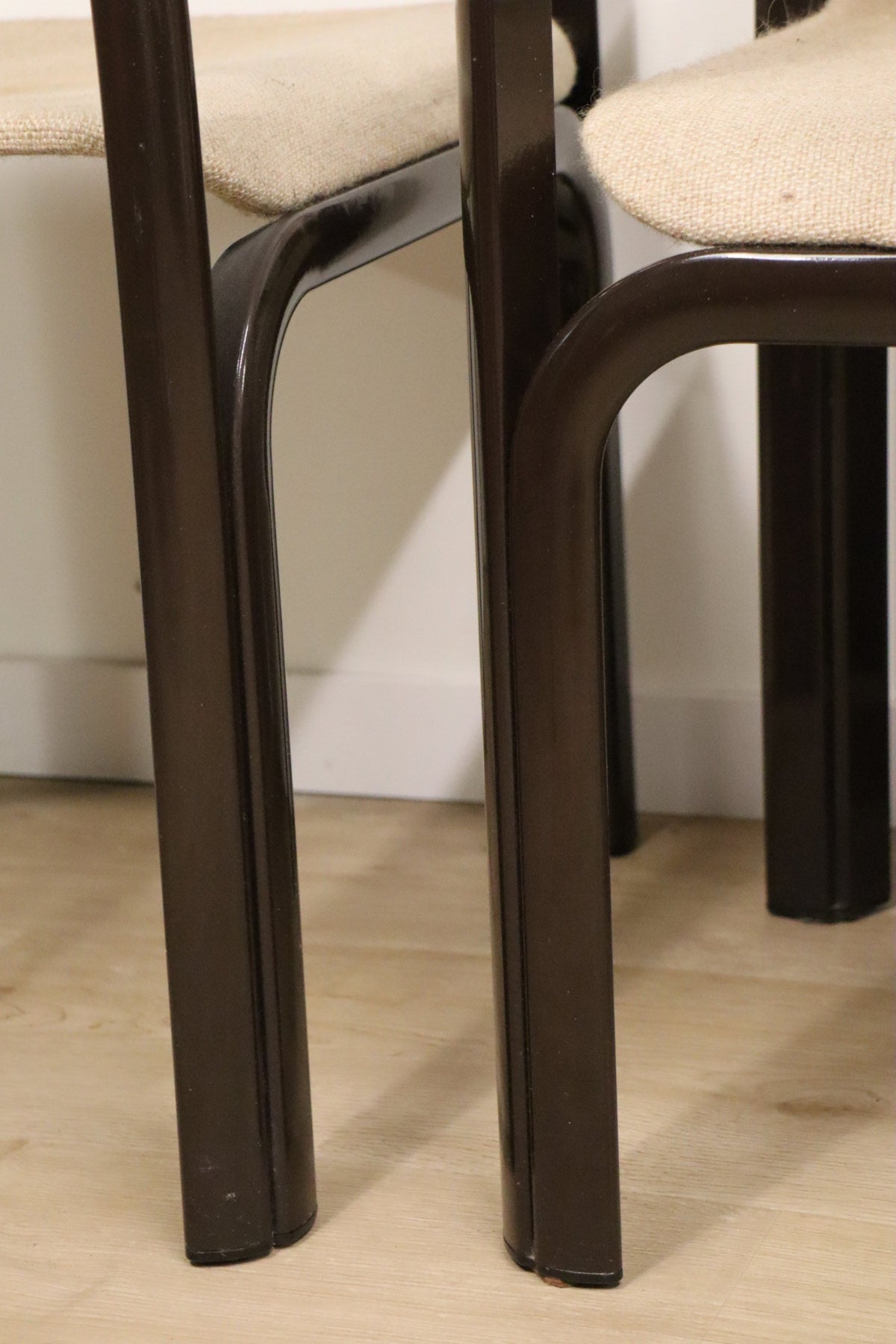 Ensemble de 4 chaises par Gae Aulenti pour Knoll