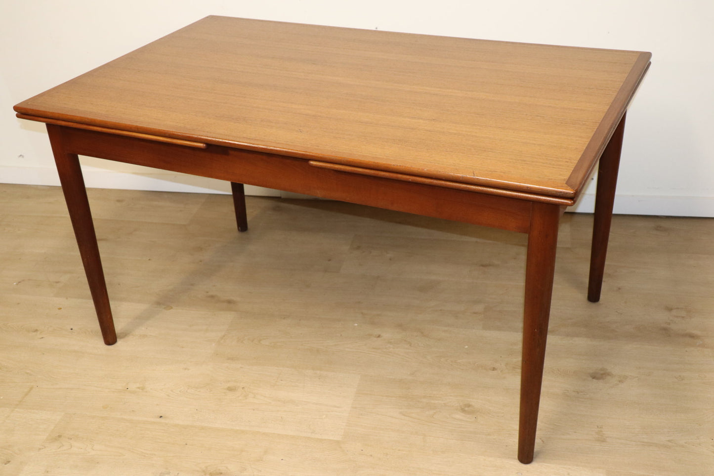 Table de repas extensible scandinave danoise en teck, 1960