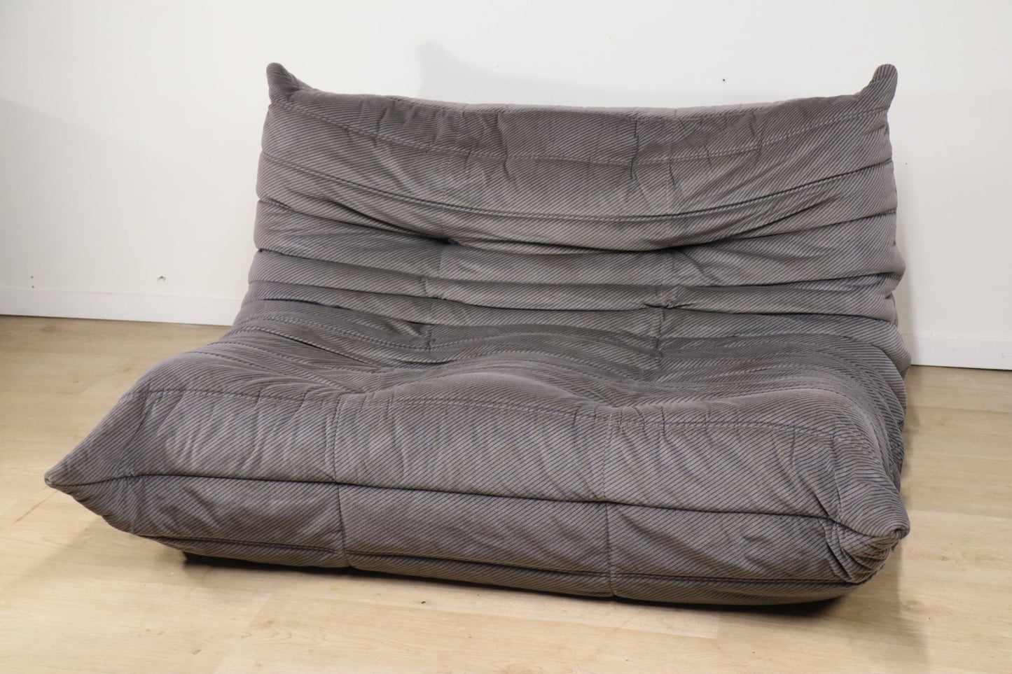 Canapé Togo 2 places – Michel Ducaroy édition Ligne Roset, 1970