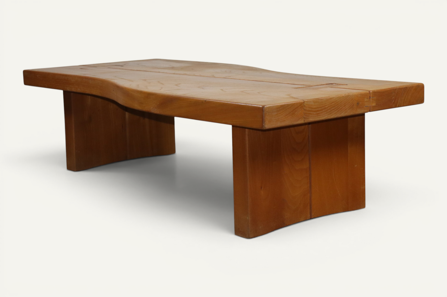 Table basse Regain en orme massif - Années 1970