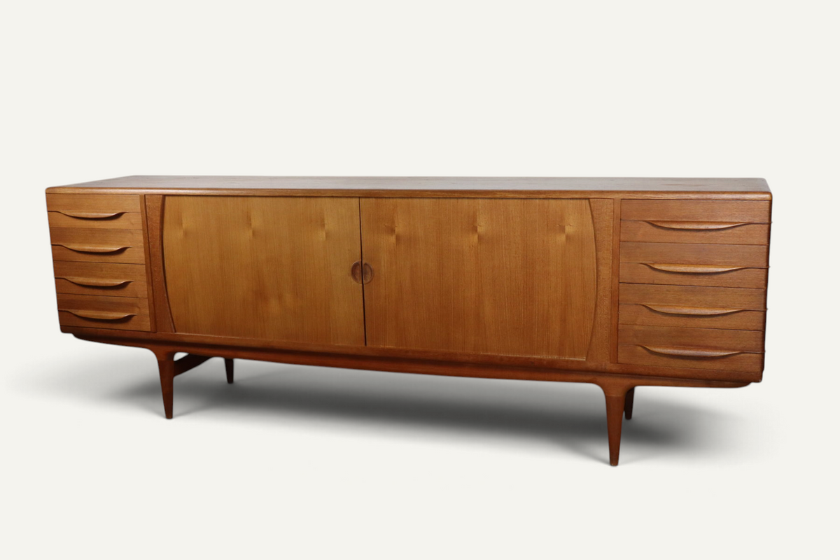 Enfilade scandinave en teck par Johannes Andersen pour Samcom – Années 60