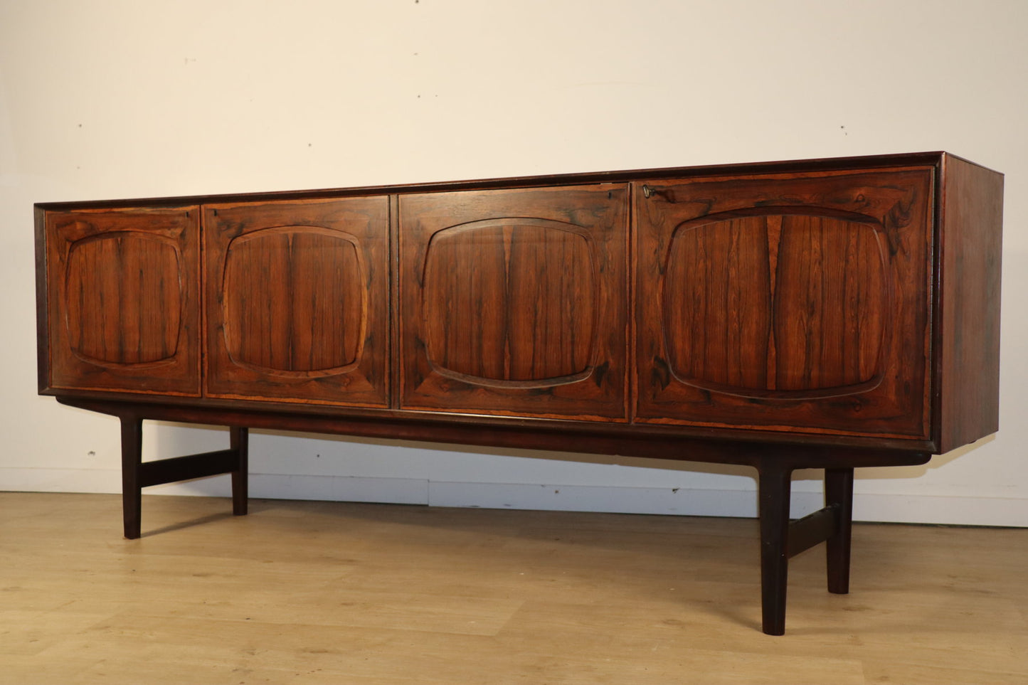 Enfilade scandinave en palissandre par Fredrik Kayser, 1960