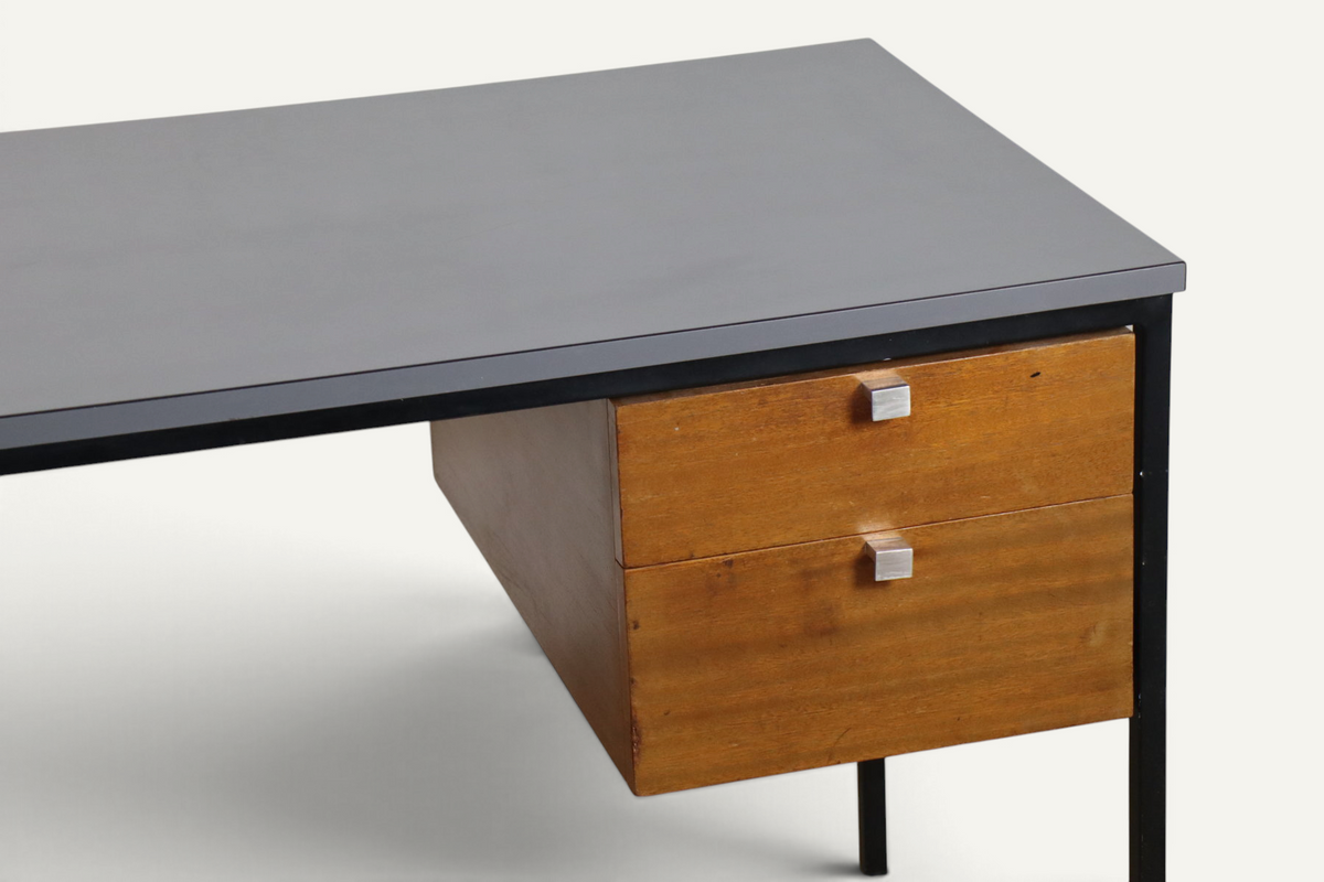 Bureau CM217 par Pierre Paulin pour Thonet – Années 1960