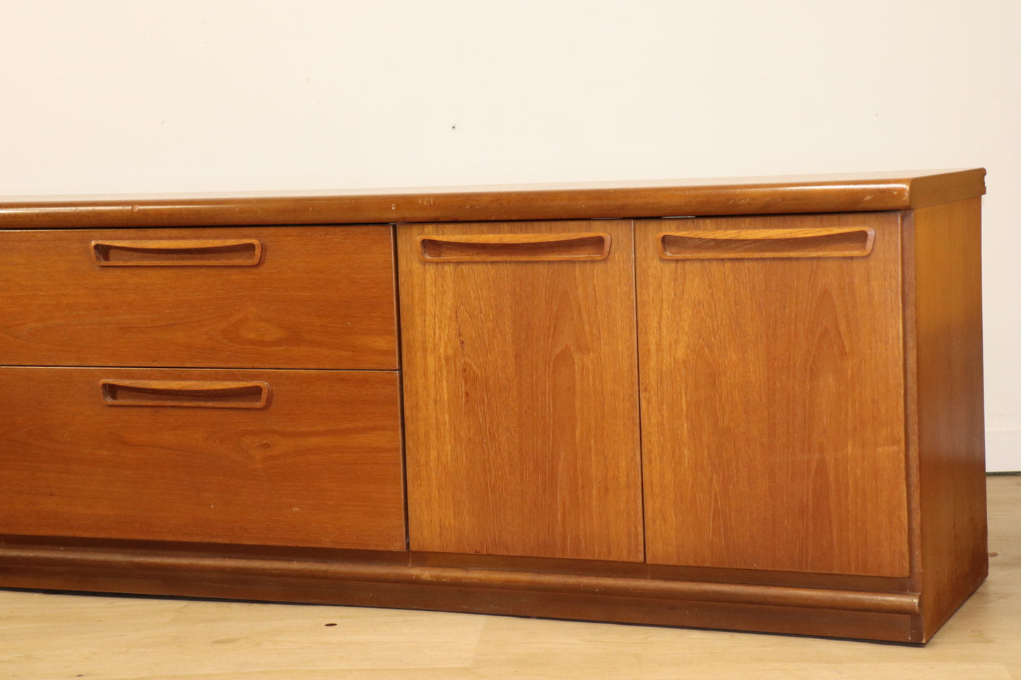 Enfilade basse Meredew en teck, 1960