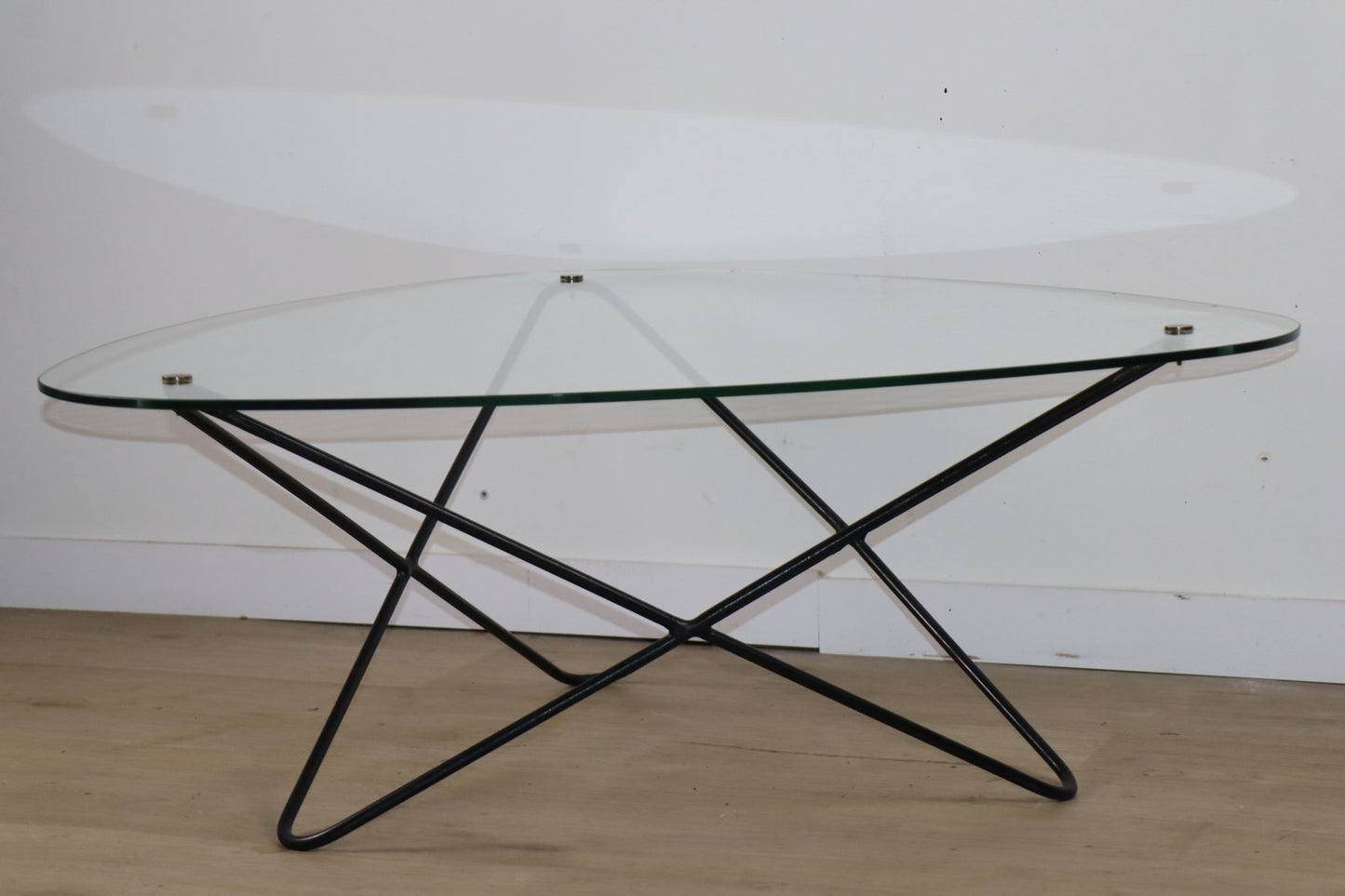 Table basse “Jasmin” par Florent Lasbleiz – édition Airborne, années 50