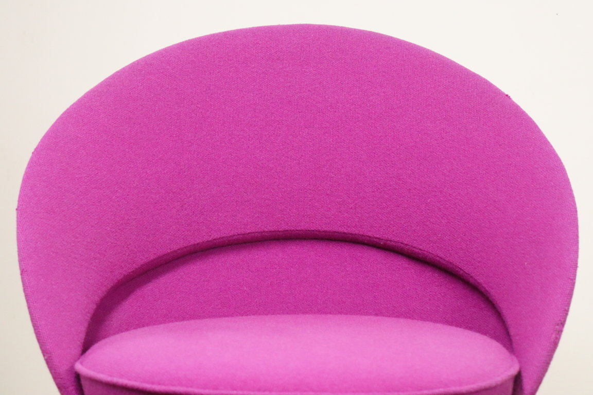 Chaise modèle « Cone Chair » Verner Panton édition Vitra