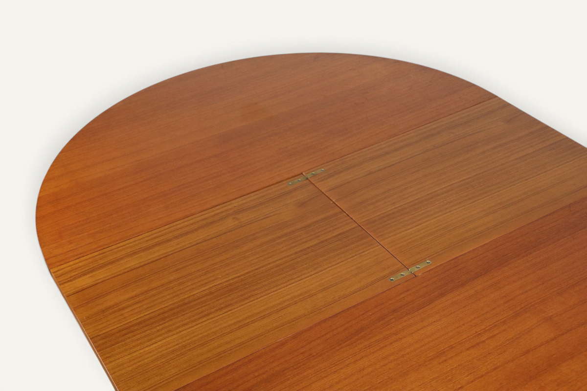 Table de repas ronde extensible en teck – années 60