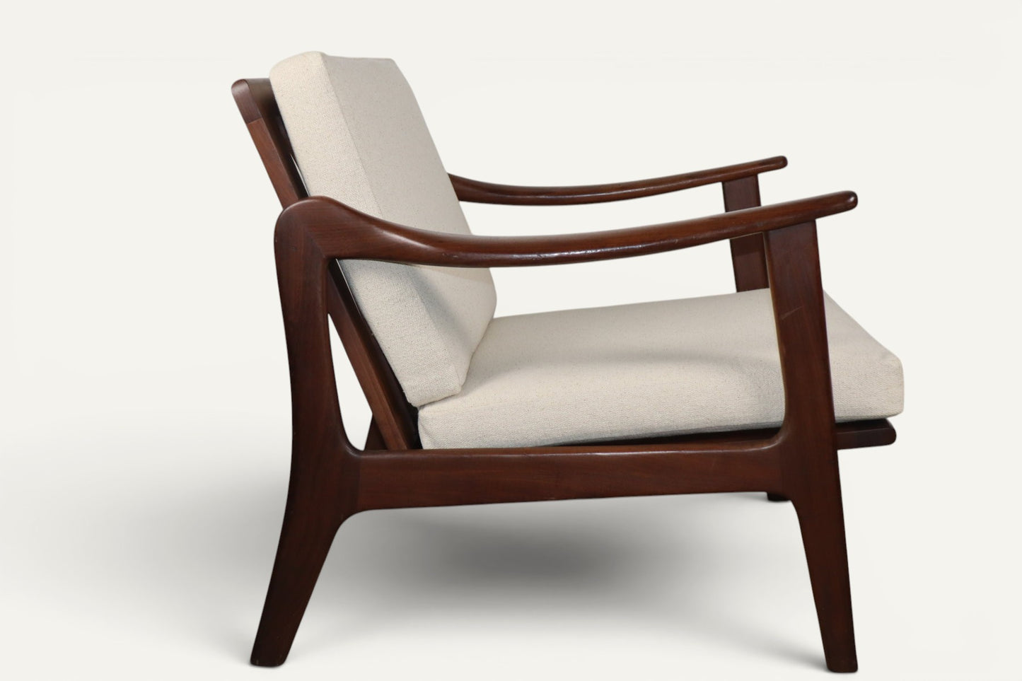 Fauteuil lounge scandinave en teck massif, années 1960