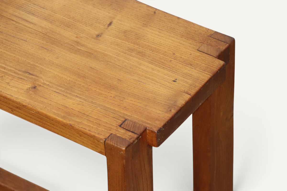 Banc S09 en orme massif par Pierre Chapo – Années 70