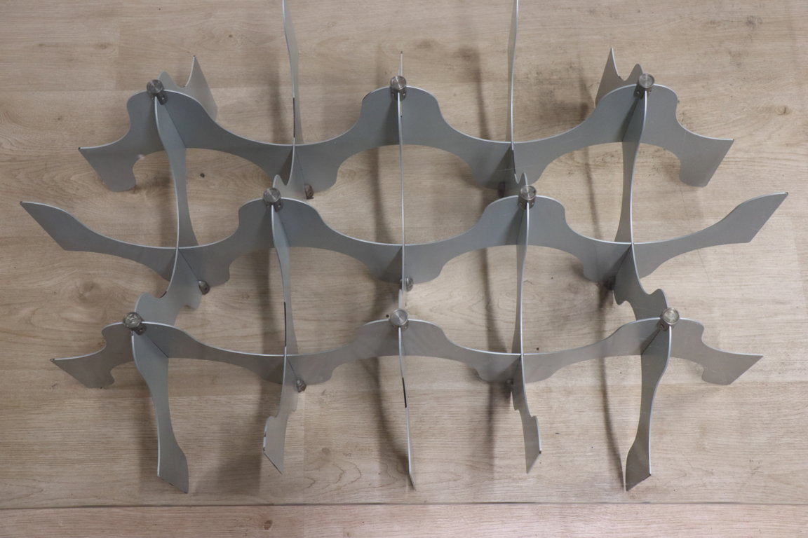 Table basse sculpturale minimaliste en métal et verre
