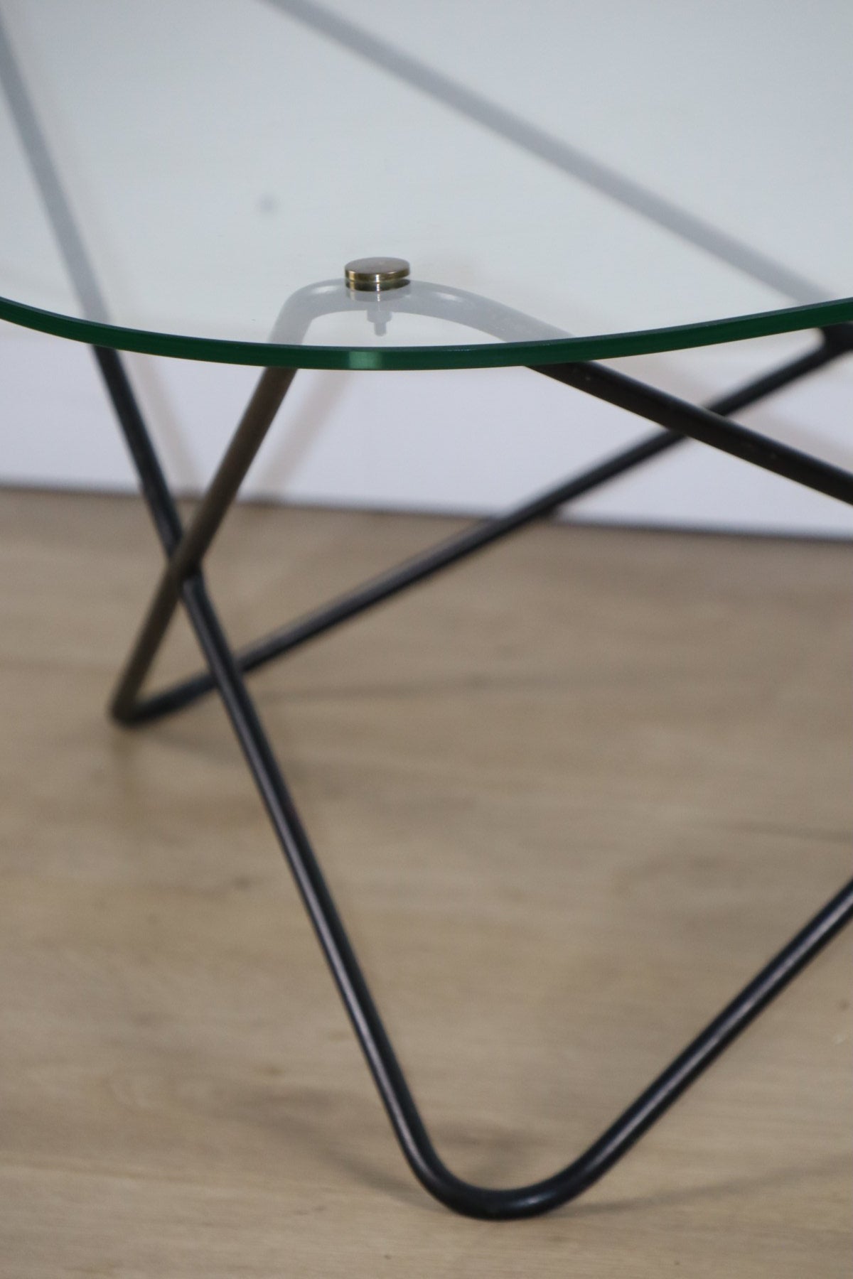 Table basse “Jasmin” par Florent Lasbleiz – édition Airborne, années 50