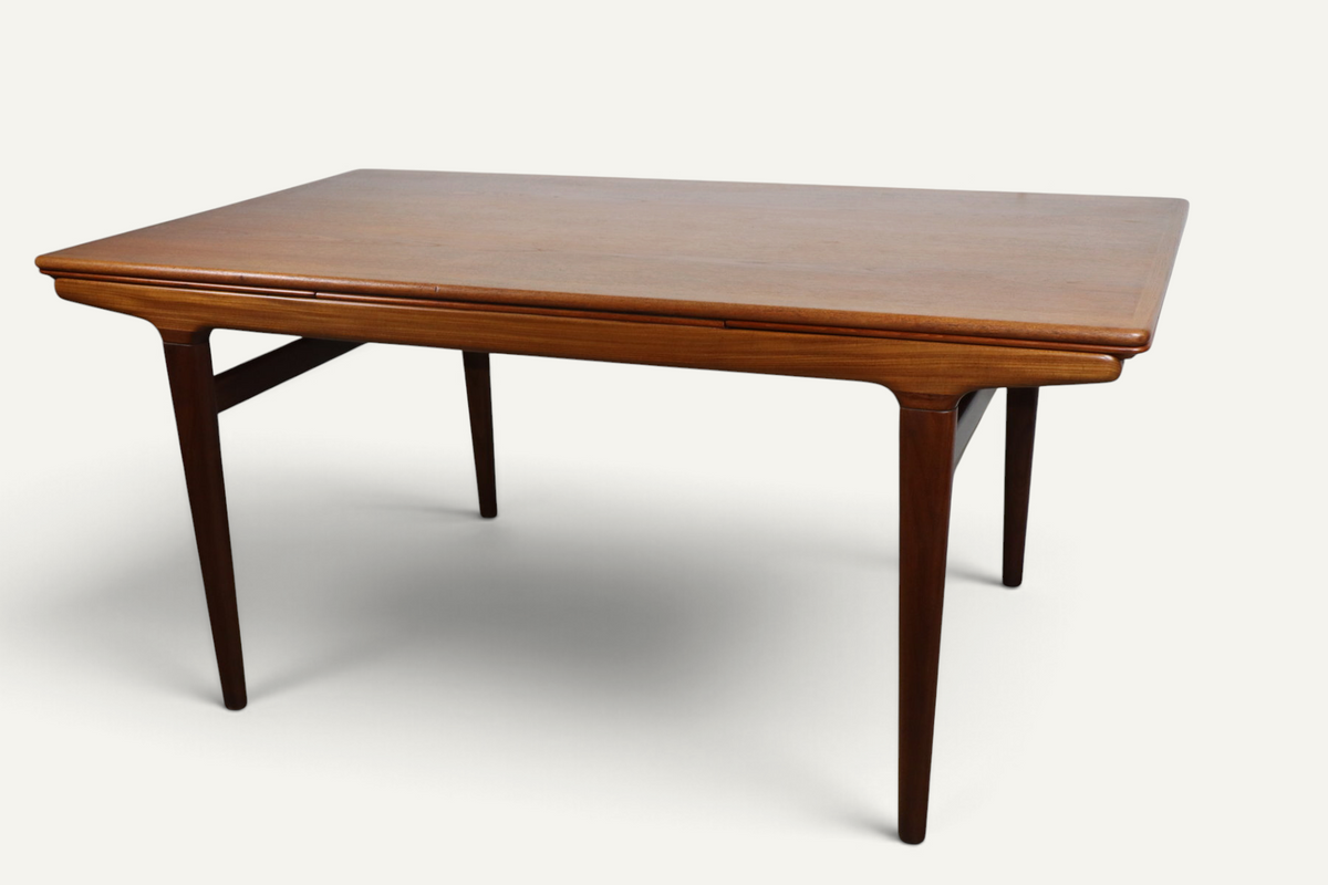 Table de repas scandinave extensible de Johannes Andersen en teck - 1960