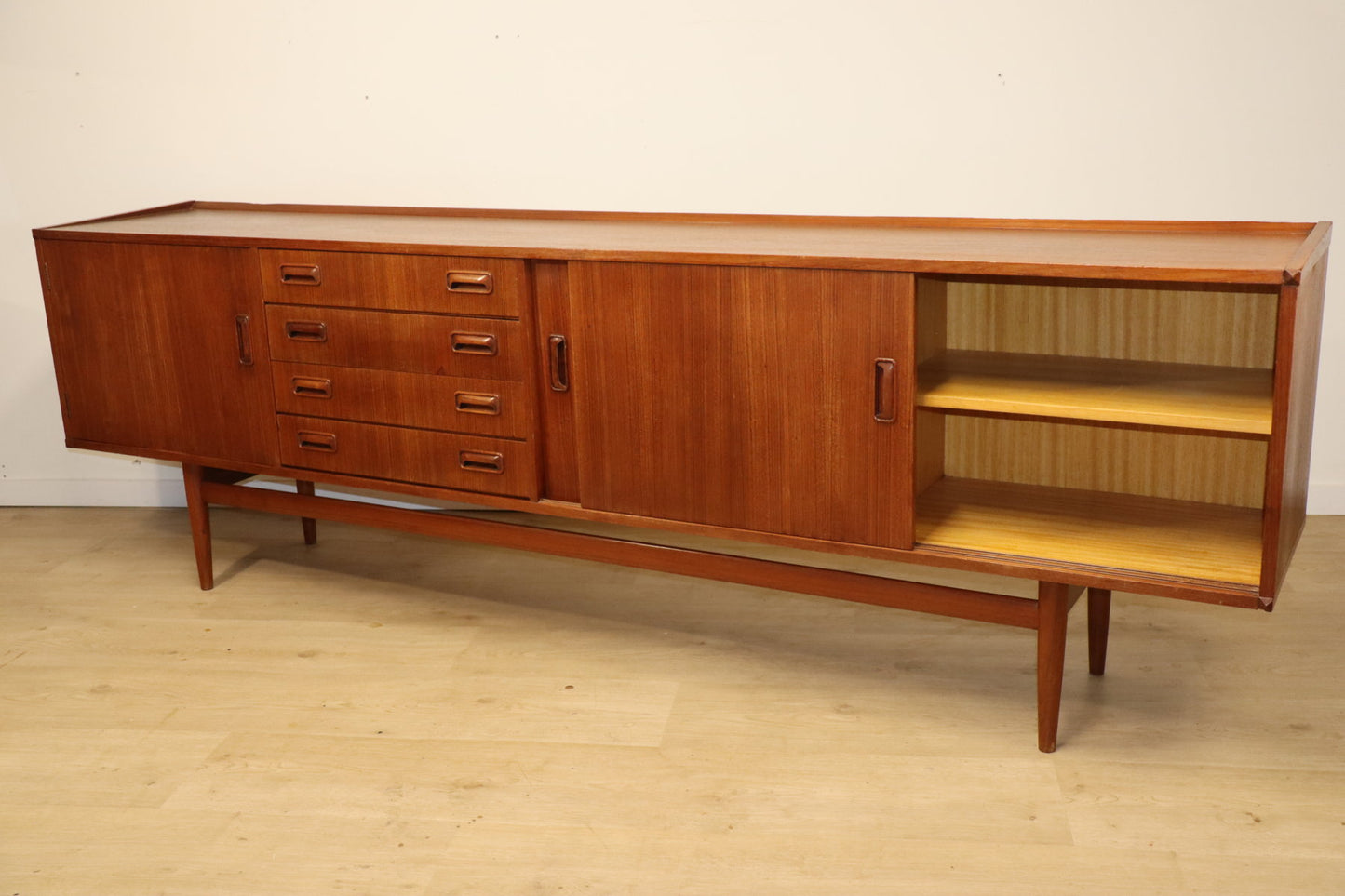 Enfilade en teck scandinave, 1960