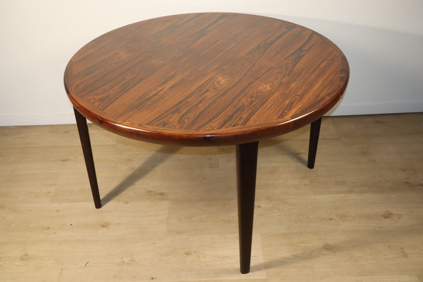 Table de repas extensible scandinave VV Mobler en palissandre, 1960
