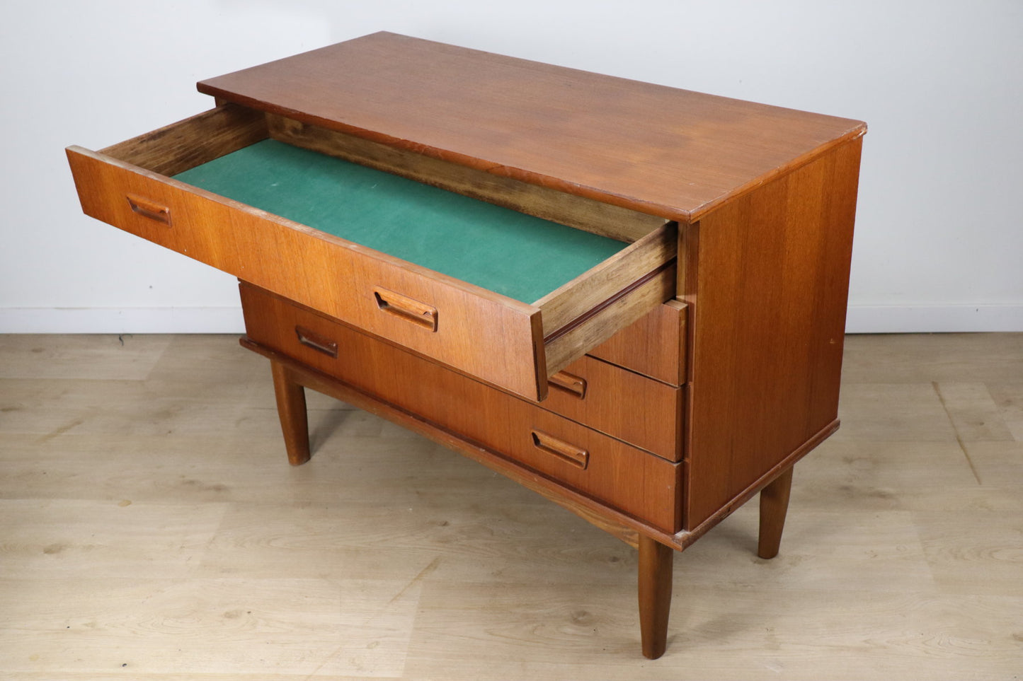 Commode scandinave en teck, 1960