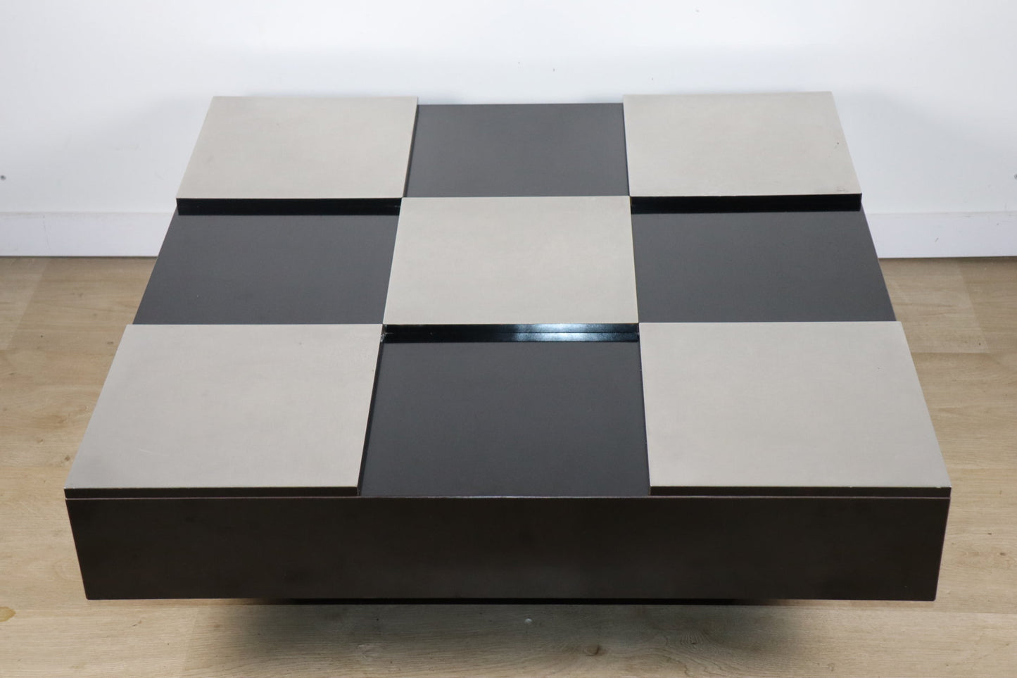 Table basse vintage en bois laqué et aluminium - Années 70