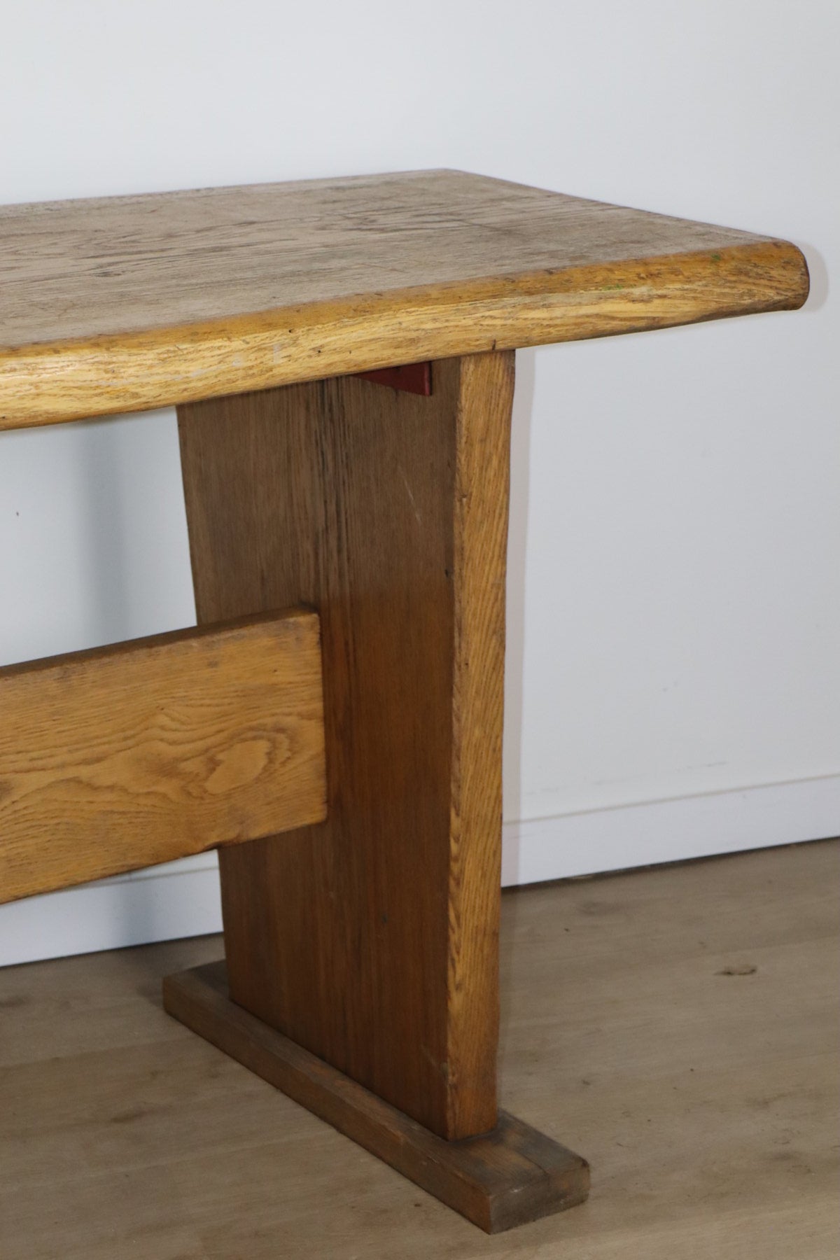 Table de repas brutaliste en bois massif - Années 50/60
