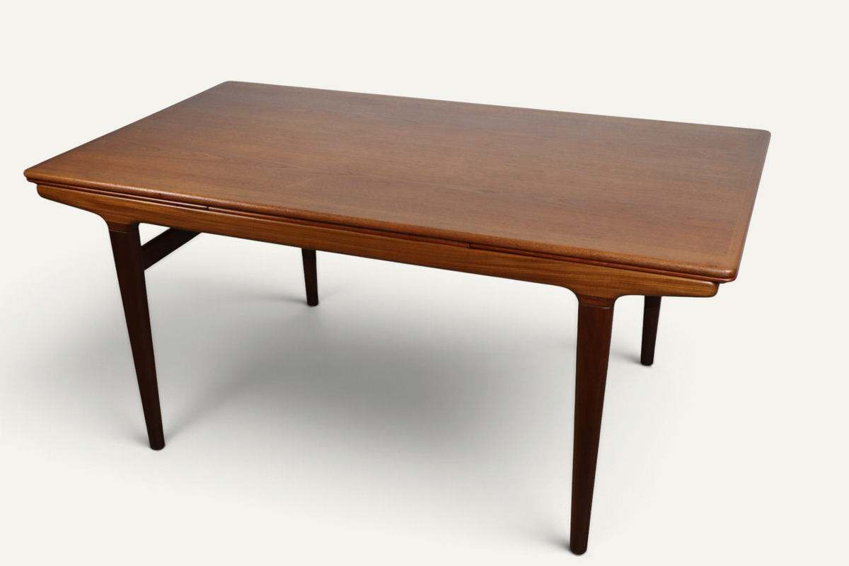 Table de repas scandinave extensible de Johannes Andersen en teck - 1960