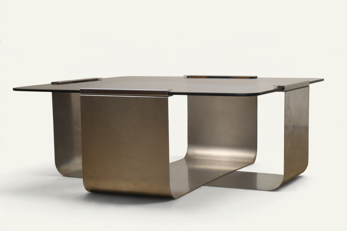 Table basse acier brossé et verre fumé, d'après François Monnet – années 70