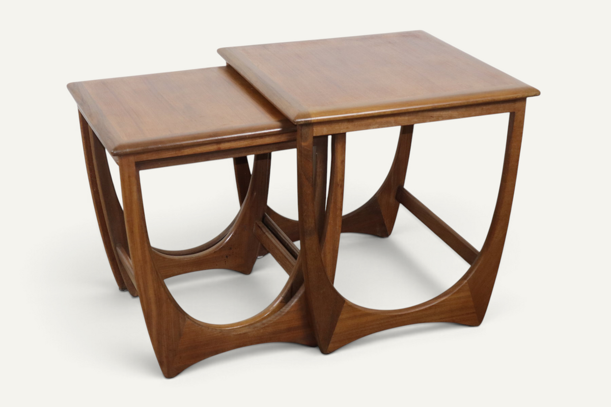 Tables gigognes en teck G-Plan, années 60