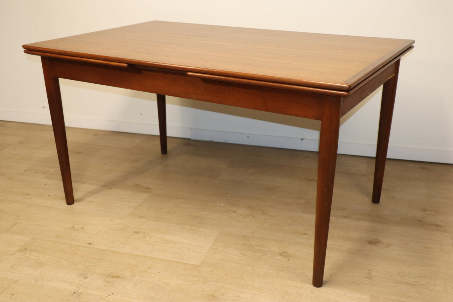Table de repas extensible scandinave danoise en teck, 1960