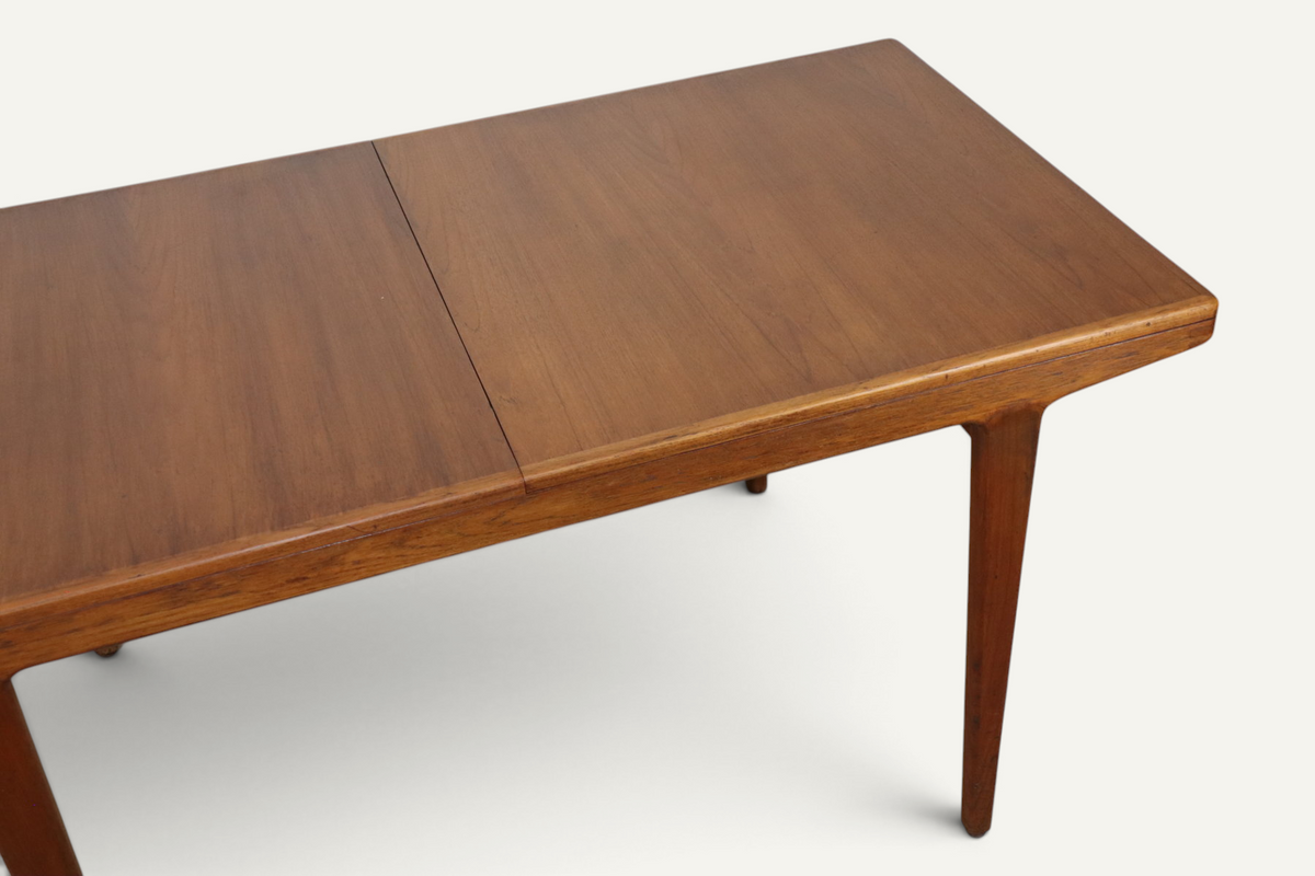 Table de repas extensible danoise en teck – années 1960
