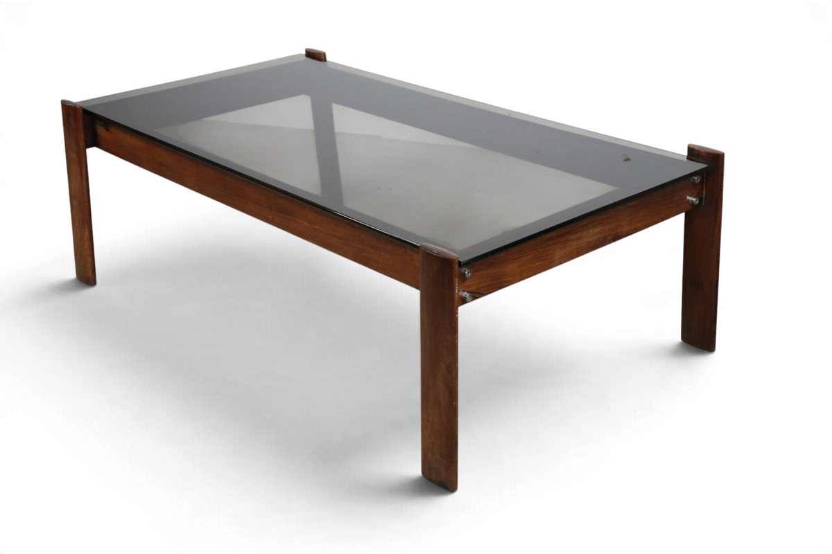 Table basse Percival Lafer en bois exotique et verre fumé – Brésil, 1970