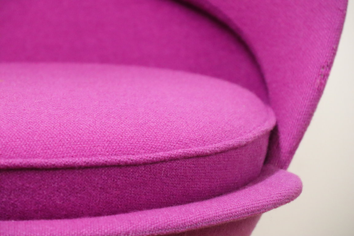Chaise modèle « Cone Chair » Verner Panton édition Vitra