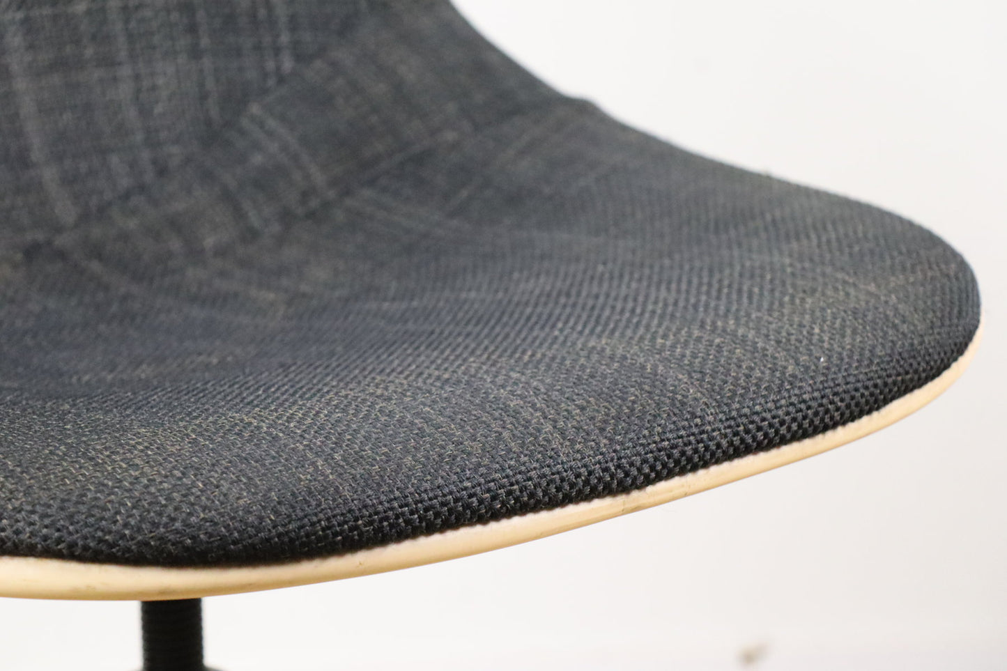 Chaise Eames Herman Miller - Fibre de verre pivotante réglable – 1960