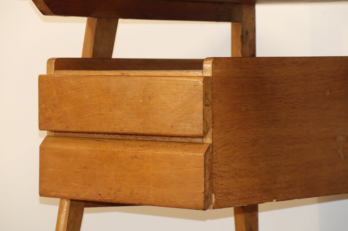 Bureau vintage en chêne, années 50