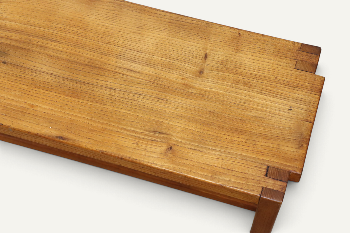 Banc S09 en orme massif par Pierre Chapo – Années 70