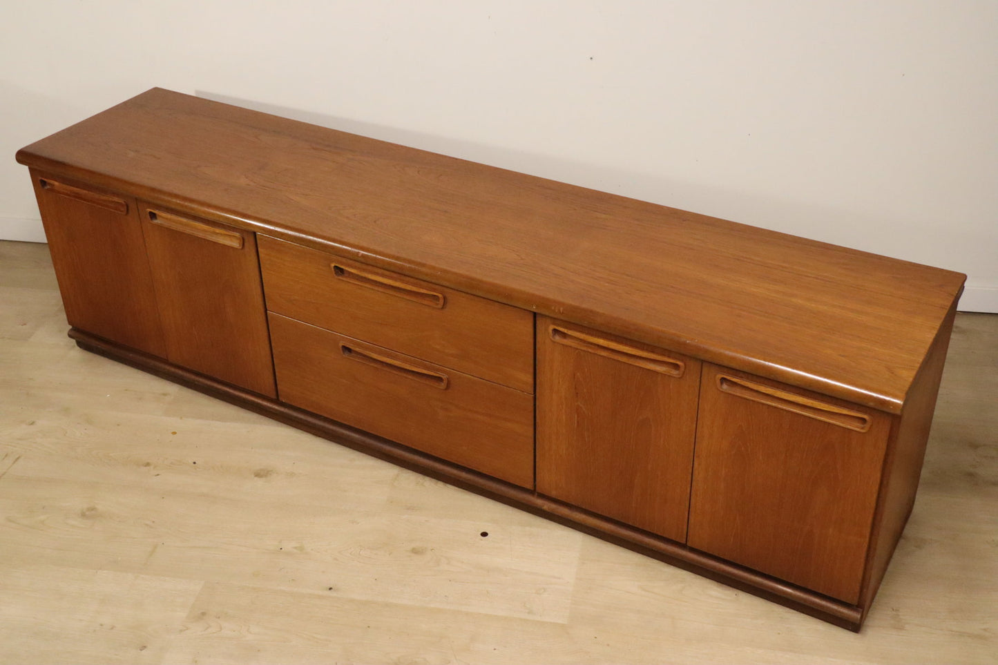 Enfilade basse Meredew en teck, 1960