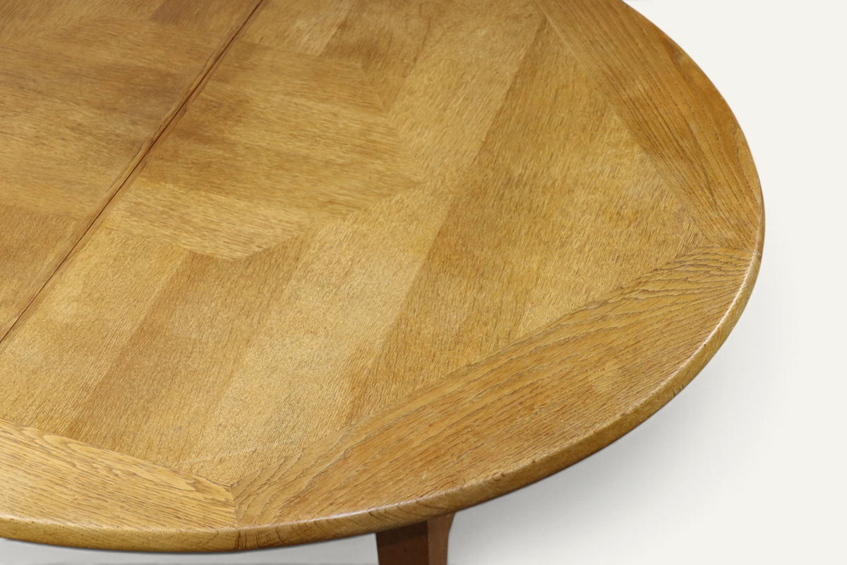 Table de repas extensible en chêne par Guillerme et Chambron - Années 1960