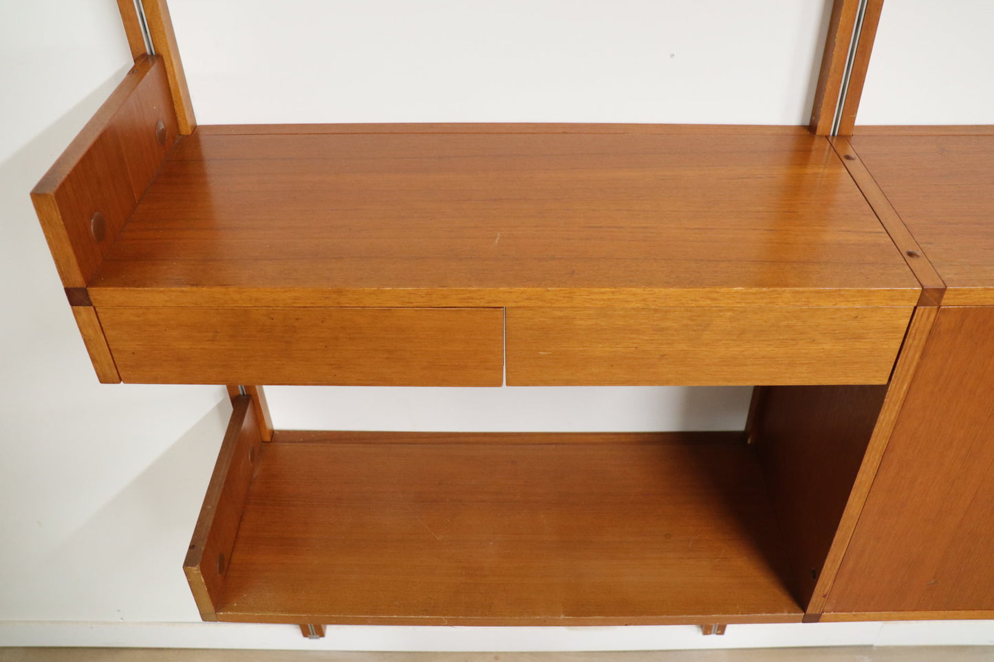 Bibliothèque murale modulable édition Minvielle par A.R.P – 1960