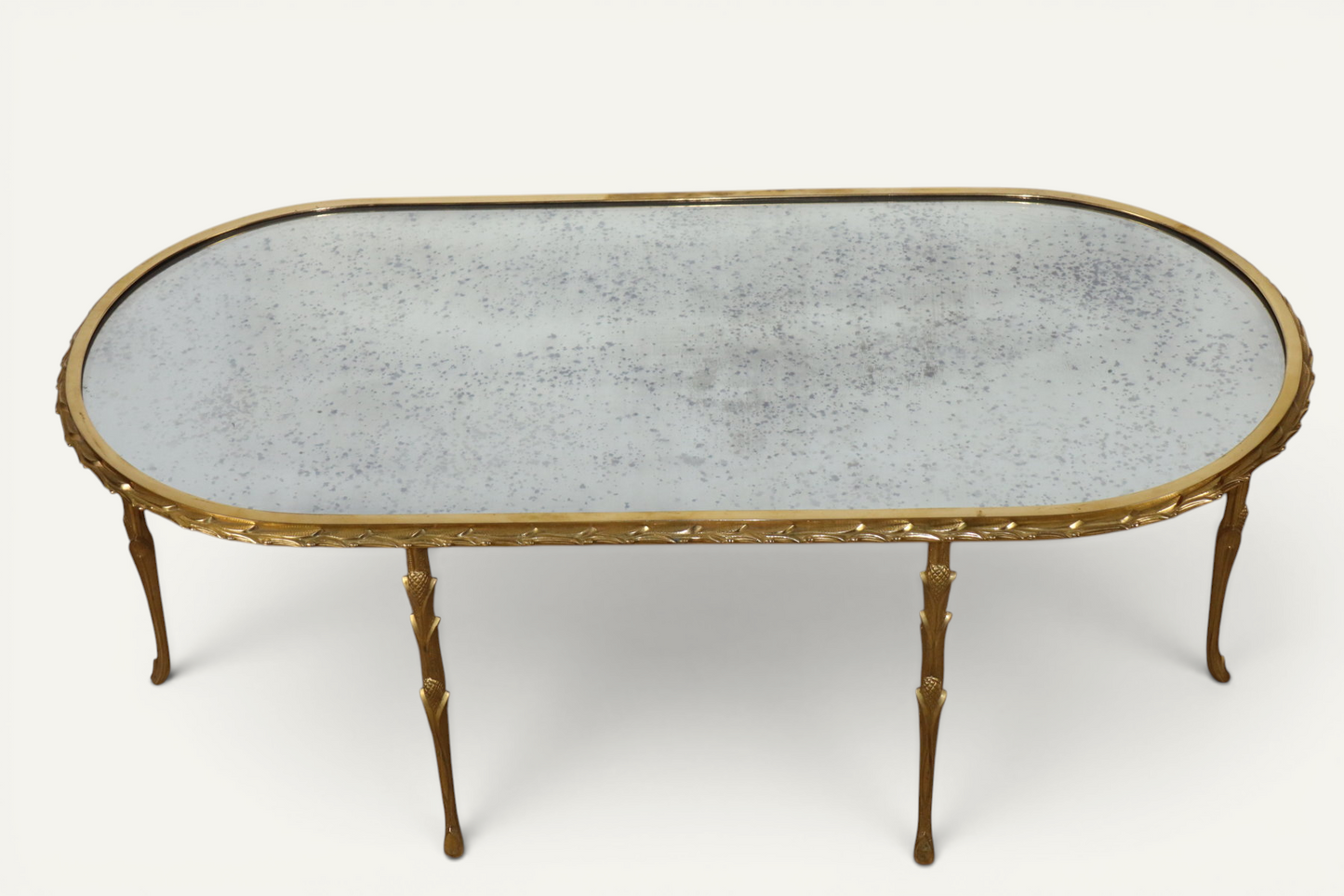 Table basse Maison Baguès en bronze doré et miroir vieilli – Années 1950