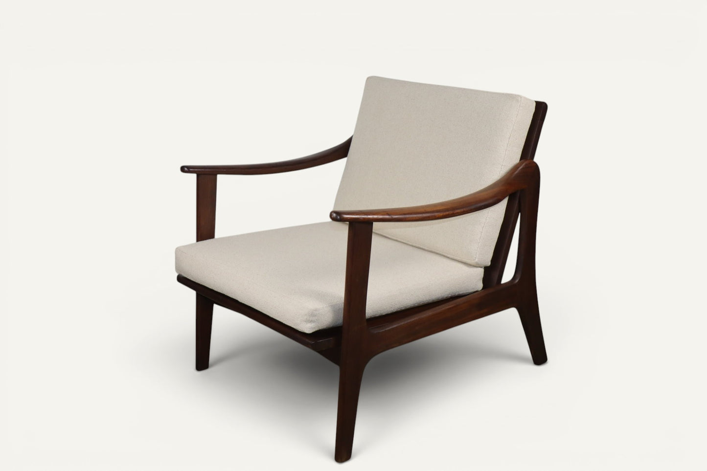 Fauteuil lounge scandinave en teck massif, années 1960